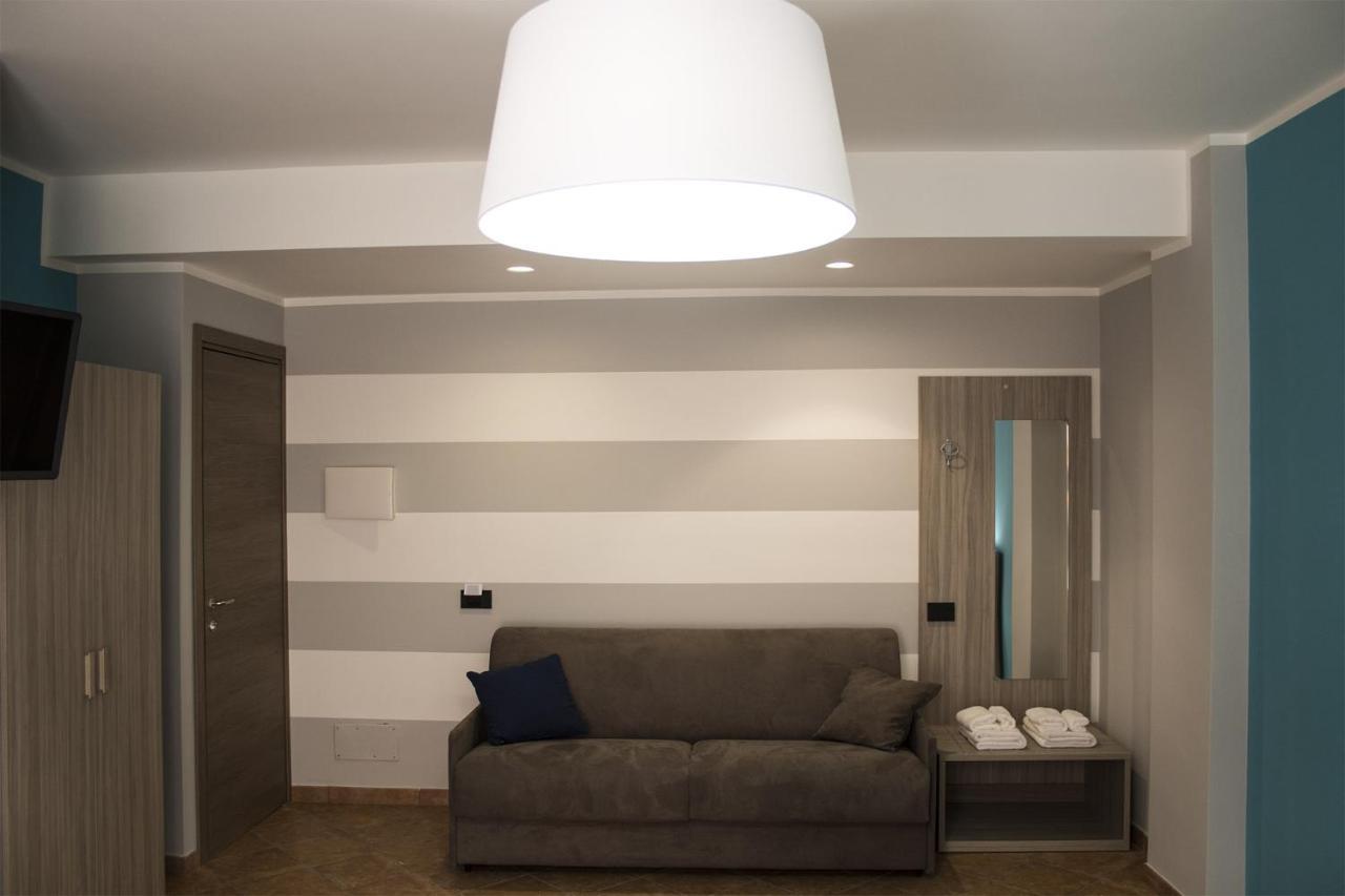 Quadruple Room with Private Bathroom,1410809129:JPEG